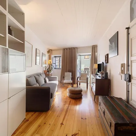 Rio Alcantara ליסבון